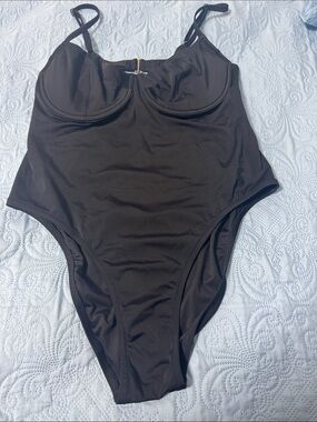 Victoria's Secret Black One-Piece Swimsuit with Underwire A65